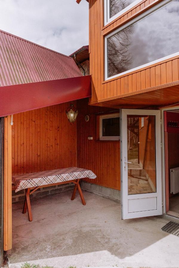 акорди плеса Lodge