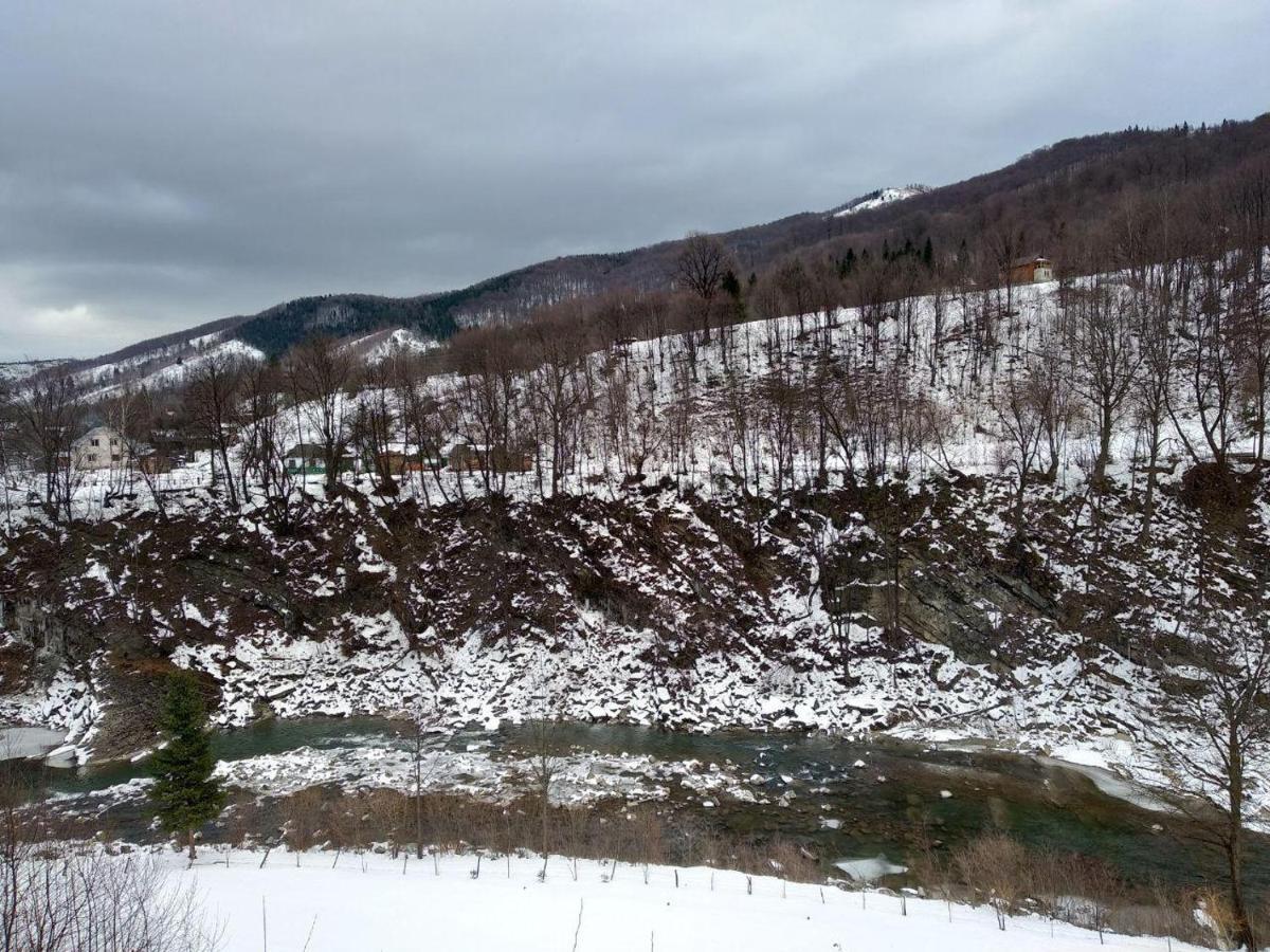Lodge акорди плеса Yaremche